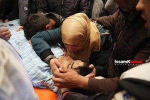 Un enfant palestinien de 17 ans, Moussab Tamimi, a été tué par des occupants israéliens hier2