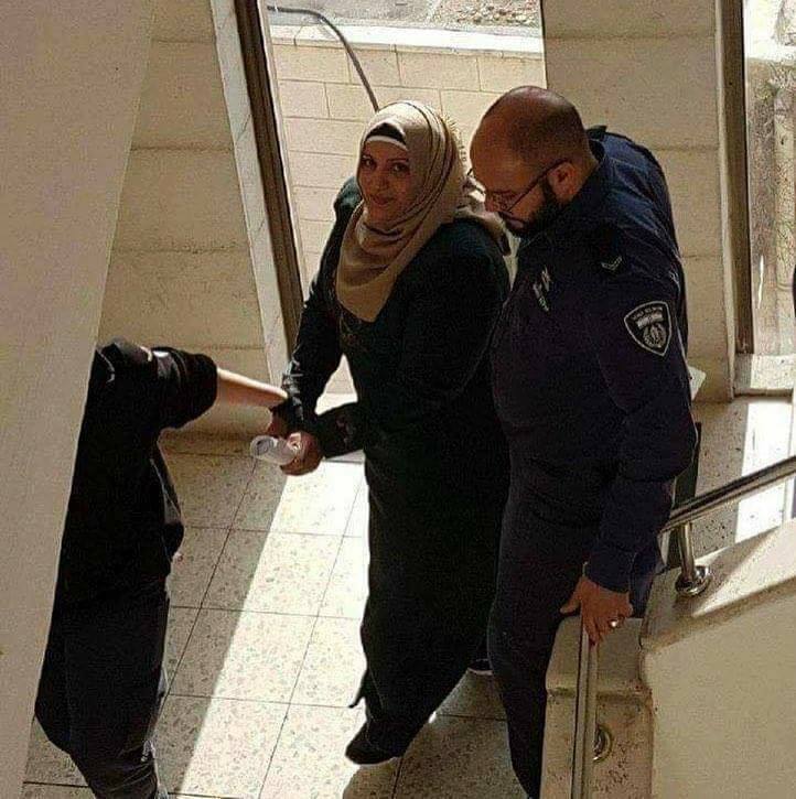 Une mère de 5 enfants..