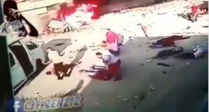 Comment fabriquer de fausses vidéos qui passeront au 20h des médias occidentaux pour vous convaincre que Bachar Al-Assad est un dictateur sanguinaire qui bombarde son peuple.