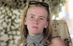C’était le 16 mars 2003 à Gaza, Rachel Corrie, une militante américaine, a été tuée par un bulldozer israélien 3