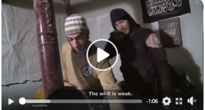 Le drapeau de Daesh dans les locaux des Casques blancs !