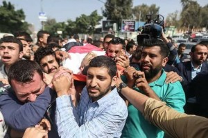 Les funérailles de Yaser Murtaja, journaliste palestinien tué par les snipers israéliens 1