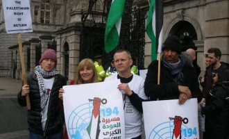 Les gens protestent devant le parlement irlandais contre les crimes d’Israël qui a tiré sur des palestiniens non armés