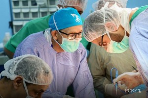 Un médecin américain vient en aide au palestiniens de Gaza2