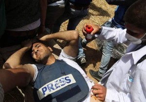 Yasser Mortaja, un cameraman palestinien a été abattu par des tireurs d'élite israéliens 2