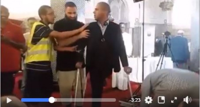 2 maghrébins courageux dénoncent l’imam de la Mecque à Genève