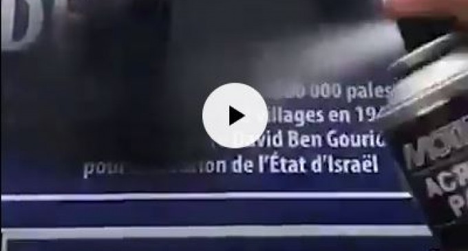 24 heures après avoir inauguré “l&rsquo;allée de la Nakba”, en soutien aux Palestiniens, le maire de Bezons a dû retirer la plaque, face aux pressions.