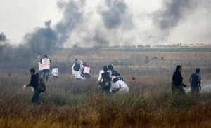 Ce sont les derniers moments de Razan Al-Najjar avant qu'elle ne soit abattue par un sniper israélien5