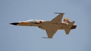L'Iran dévoile son 1er avion de chasse 100% iranien1