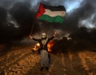 Bien qu’elle ait manifesté pacifiquement à la frontière de Gaza, cette jeune femme palestinienne a été abattue et blessée par des snipers israéliens