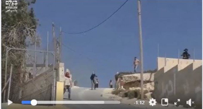 Ce ne sont pas des palestiniens qui jettent des pierres!!!