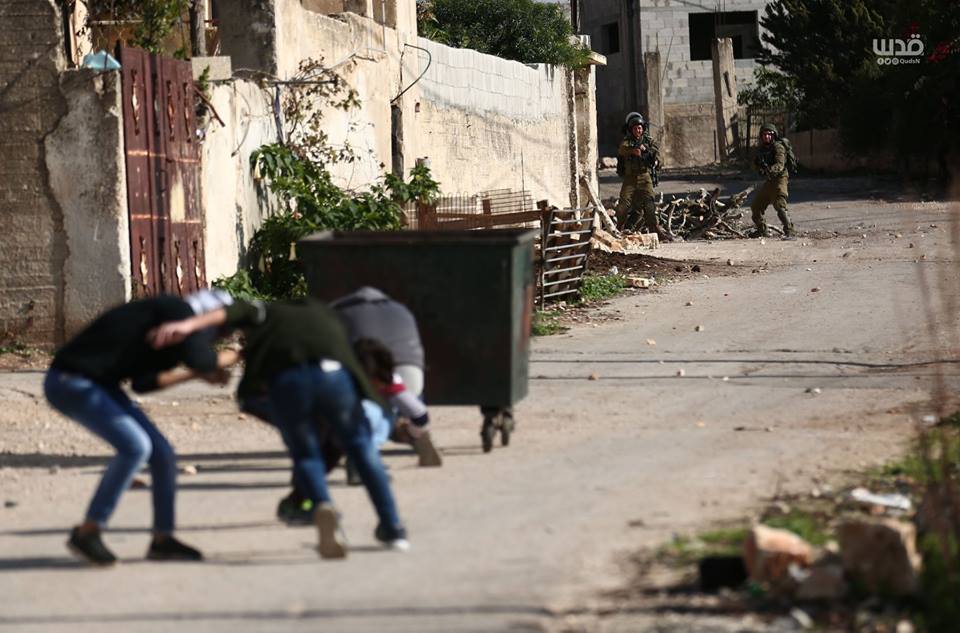 Scène d'affrontements d'aujourd'hui entre les forces d'occupation israéliennes et les manifestants palestiniens dans le village de Kafr Qaddoum dans la Cisjordanie occupée.5