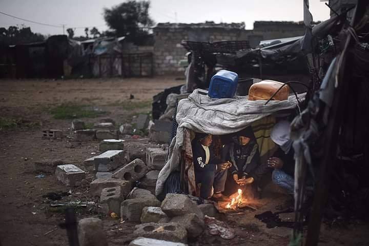 L'hiver pour quelques-unes des nombreuses familles non prises en charge à Gaza.5