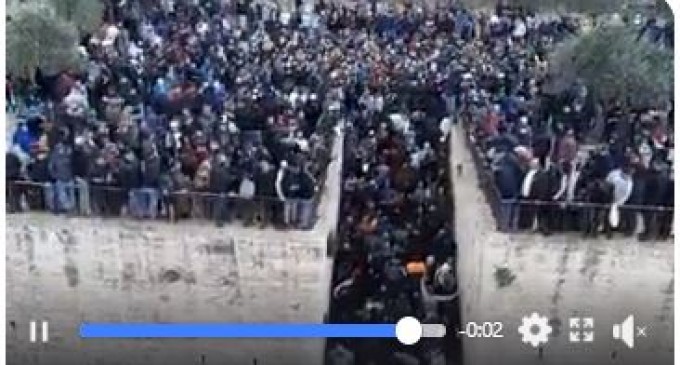 « Une nation, dont le leader est le prophète Mohammed (P), ne s’ incline jamais »