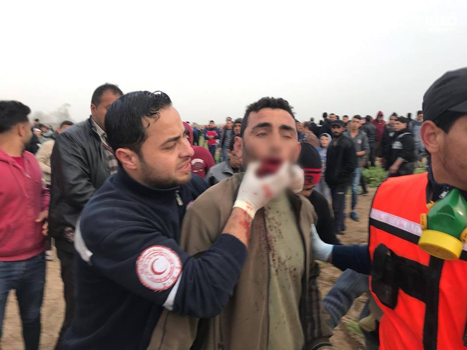 Plusieurs palestiniens ont été blessés par des tireurs d'élite des forces d'occupation vendredi lors des manifestations de la Grande Marche du Retour à Gaza4