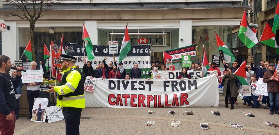 De nombreux anglais à Manchester ont défilé samedi en solidarité avec la Grande Marche du Retour à Gaza.3