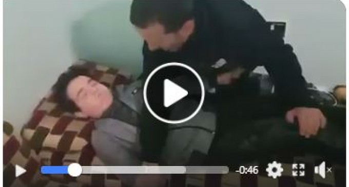 L’enfant Palestinien Mohammed Emad est l’un des cas qui souffrent encore des armes de guerre israéliennes.