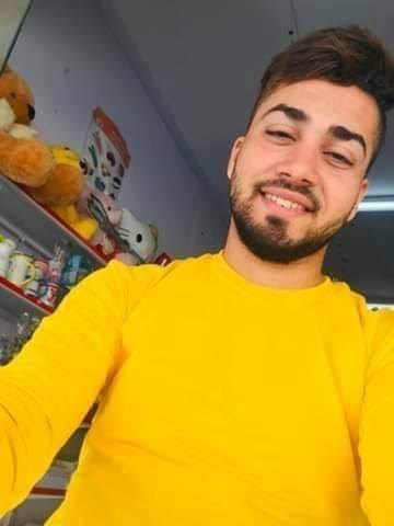 Voici Tamer Abul-Khair, un palestinien de 17 ans qui a été abattu et tué par Israël hier à Gaza.3