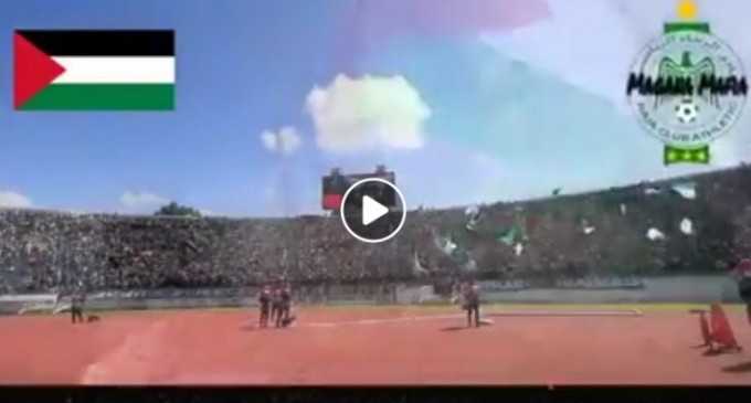 Regardez | Les fans du Raja Casablanca du Maroc chantent pour la Palestine