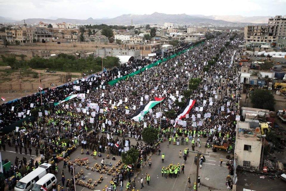 le peuple yéménite opprimé sort au secours de la Palestine à l'occasion de la Journée Mondiale de Qods