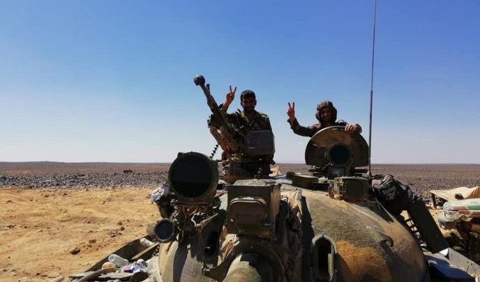 L'armée syrienne entre dans une ville frontière clé pour la première fois en 7 ans
