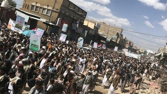 Les Yéménites manifestent leur soutien à la récente opération anti-saoudienne
