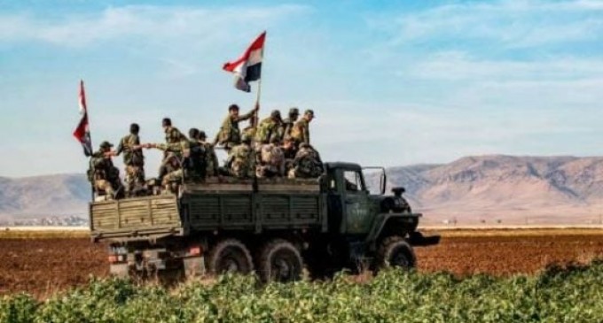 Des troupes de l’armée syrienne s’approchent d’une base turque dans le sud-est d’Idlib