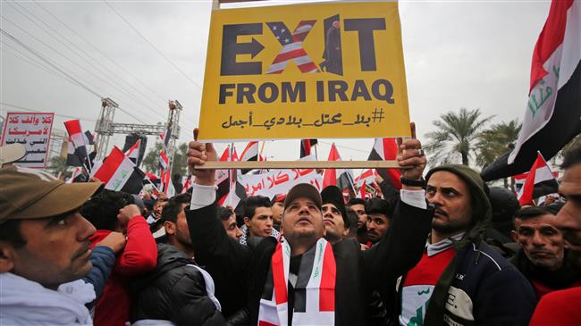 Des millions d'Irakiens défilent contre la présence américaine en Irak 2