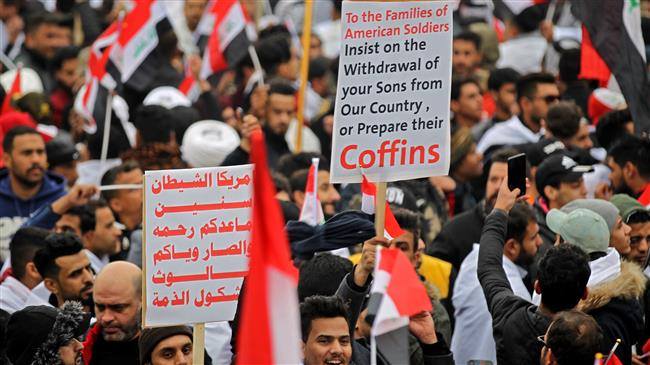 Des millions d'Irakiens défilent contre la présence américaine en Irak 3