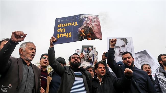 la prière du vendredi dirigée par le Guide suprême de la Révolution Islamique11