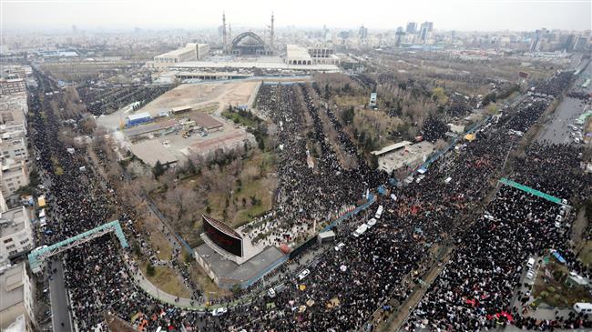 la prière du vendredi dirigée par le Guide suprême de la Révolution Islamique7