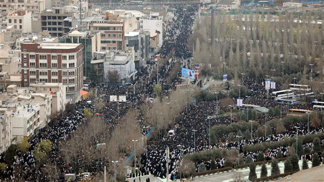 la prière du vendredi dirigée par le Guide suprême de la Révolution Islamique_