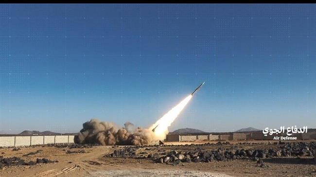 Les systèmes de défense aérienne yéménites repoussent les avions de combat saoudiens au-dessus de Sanaa