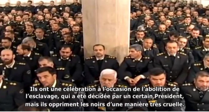 Khamenei dénonce la violence policière contre les Noirs aux Etats-Unis