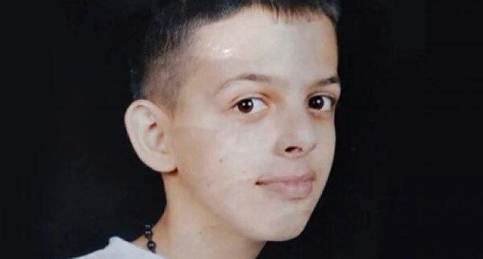Le 2 juillet 2014 Mohamed Abu Khdeir a été kidnappé par des sionistes, tabassé, forcé à boire de l’essence et brûlé vif.