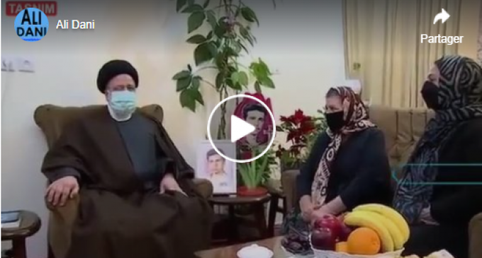 Le Président de la République islamique d’Iran, l’ayatollah Ibrahim Raisi, rend visite à la famille du martyr chrétien Vartan Aga Khan durant la nuit de Noël et à la veille du Nouvel An