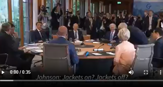 Boris Johnson, Trudeau, Von Der Leyen & Macron veulent impressionner Poutine.