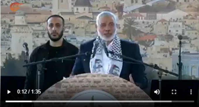 Le chef du Hamas Ismail Haniyeh s’adressant aux réfugiés palestiniens au Liban : « Préparez-vous ; le retour en Palestine est si proche. »