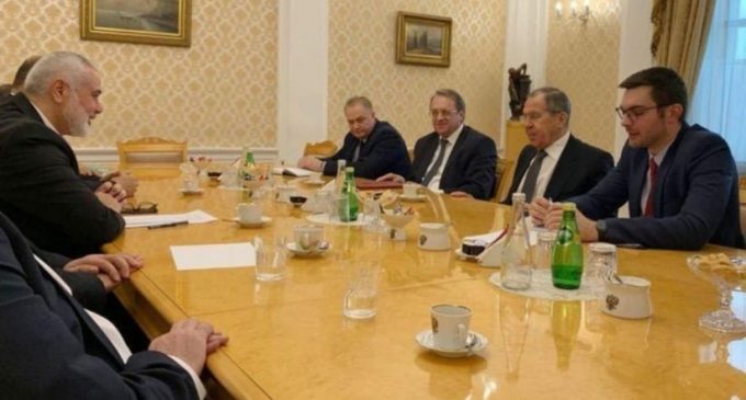 Lavrov rencontre le chef du Hamas Haniyeh à Moscou