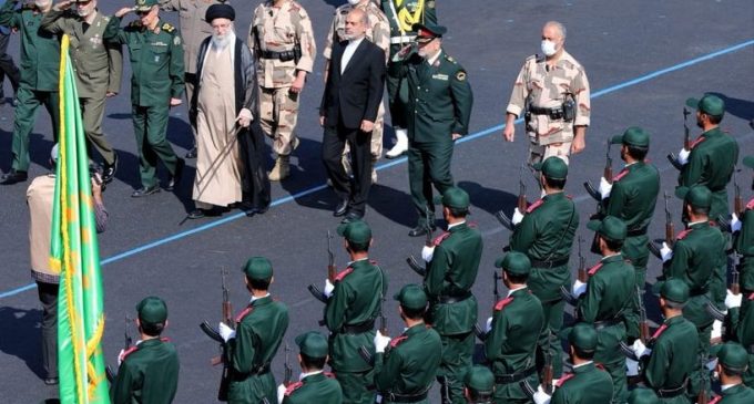 Les États-Unis et Israël derrière les émeutes en Iran : Khamenei