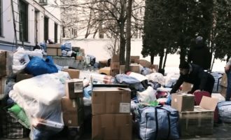 Russes et Syriens se rassemblent en solidarité avec la Syrie frappée par le séisme